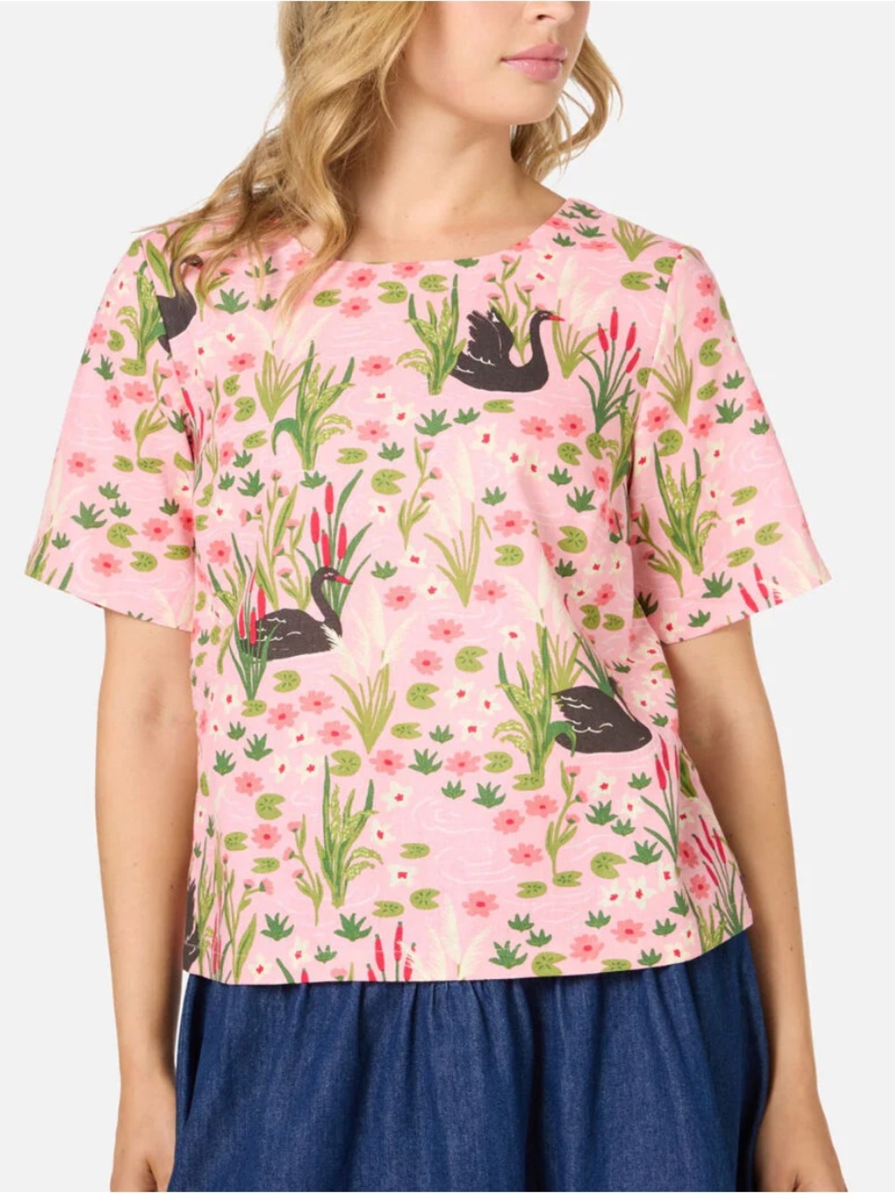 Princess Highway Pink Swan Print Short Sleeve Top